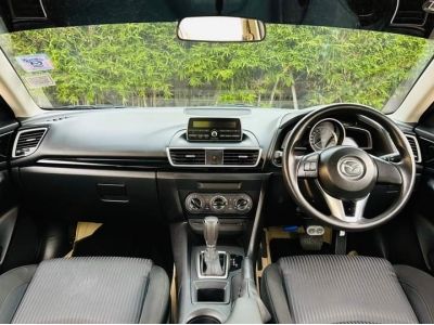 Mazda3 SKYACTIV 2.0 E A/T ปี 2016 จด 2017* รูปที่ 7